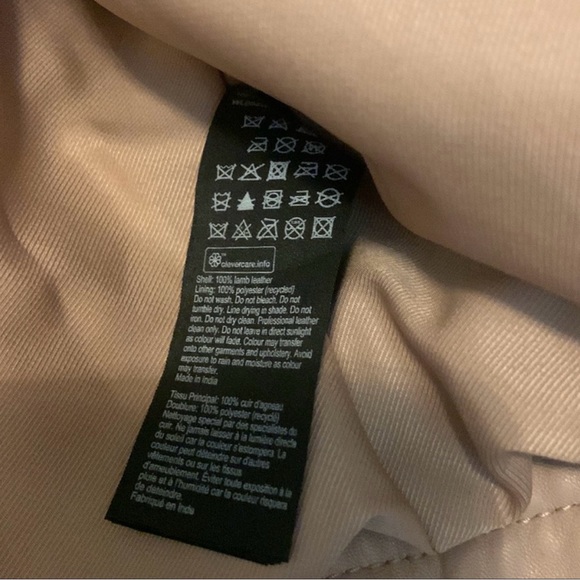 All Saints Rift cropped biker jacket pink size US4

• Size: 4 All Saints - Picture 2 of 12